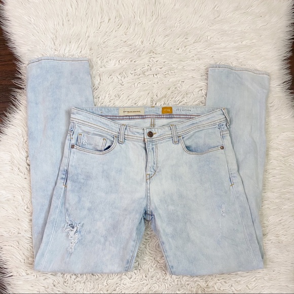 Anthro Pilcro and The Letter Press Distressed Jean - Picture 2 of 5